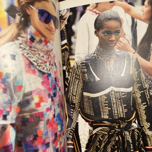 Chanel Magazine Spring-Summer 2016 - Picture 4 of 6